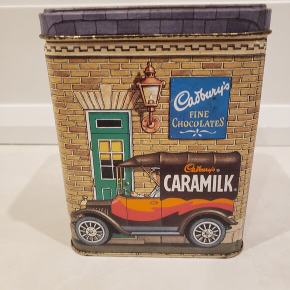 Cadbury's Caramilk Candy vintage tin - Picture 4 of 8